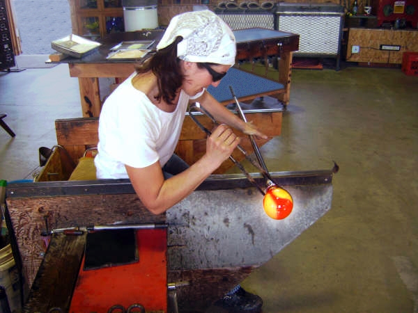 Lisa Arquette blowing glass